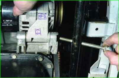 Снятие и разборка генератора