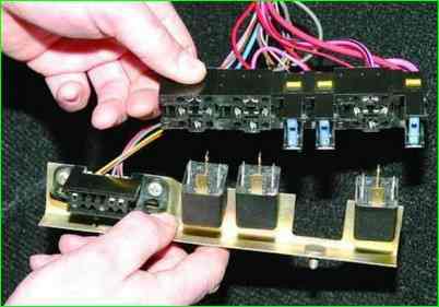 Замена предохранителей СУД ВАЗ-2107-20