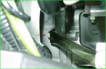 Как снять стартер ВАЗ-2107-20