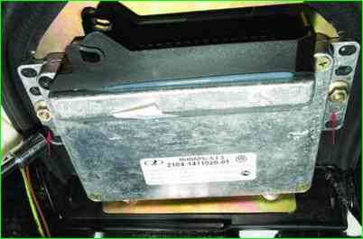 Замена контроллера ВАЗ-2107-20