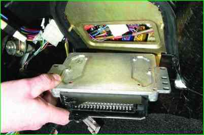 Замена контроллера ВАЗ-2107-20