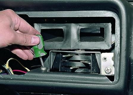 Замена панели приборов автомобиля ВАЗ-2107