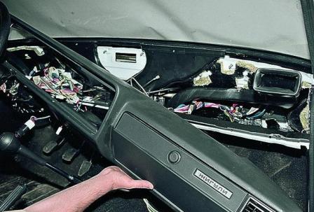 Замена панели приборов автомобиля ВАЗ-2107