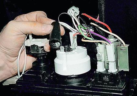 Замена панели приборов автомобиля ВАЗ-2107