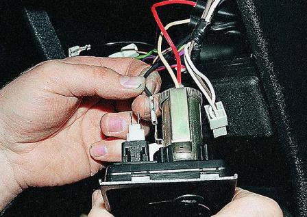 Замена панели приборов автомобиля ВАЗ-2107