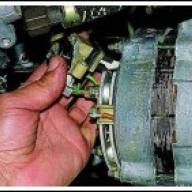 Як перевірити та замінити щітки генератора та регулятора напруги автомобіля Газель